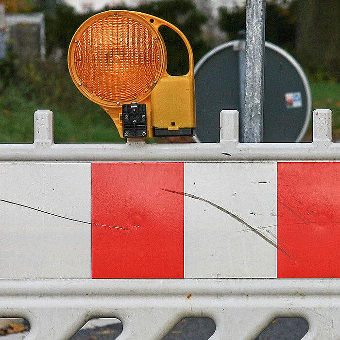 Umleitungen / Sperrungen - Behinderungen im Straßenverkehr, Busausfälle